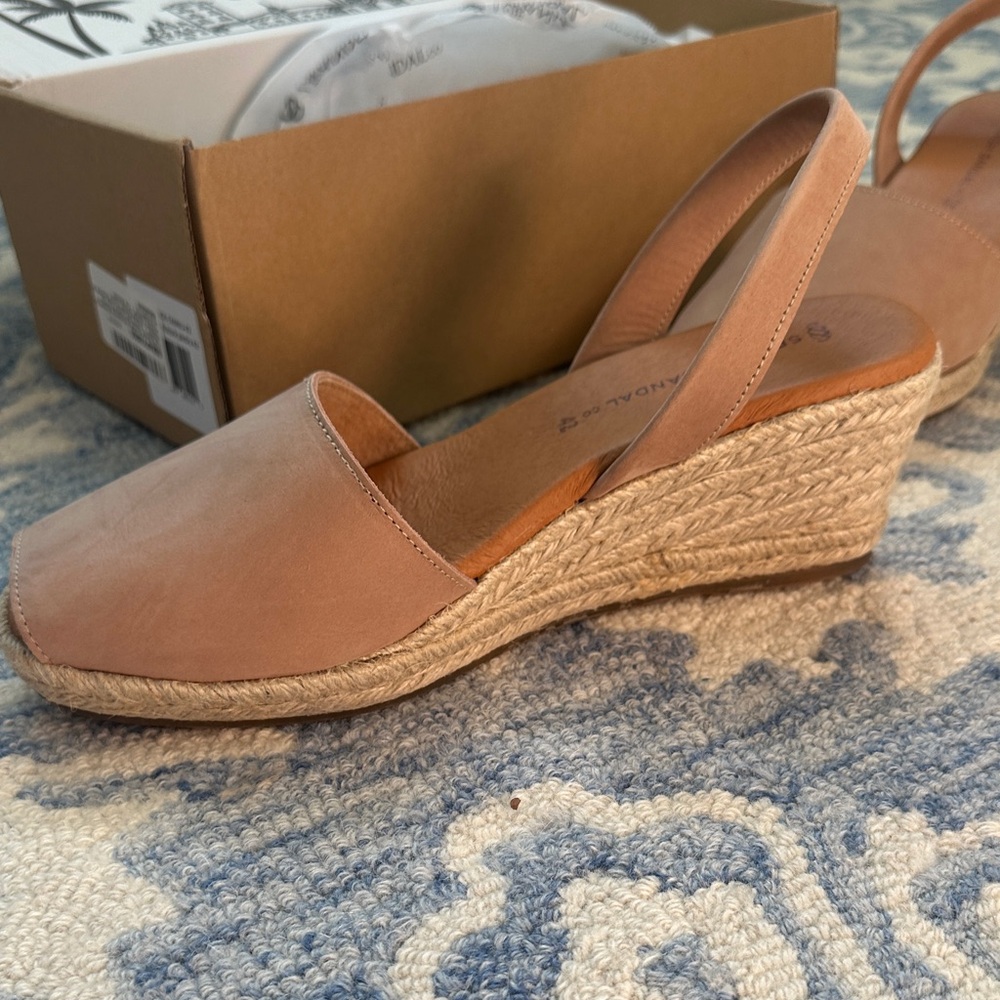 The Spanish Sandal Co. Women’s Tan Sandals - Picture 3 of 4